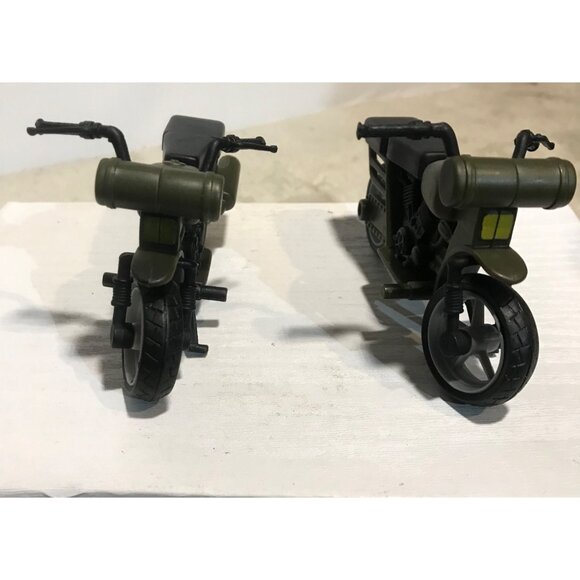 Pair Of Vintage Green Toy Military Motorcycles for Action Figures - Picture 6 of 15